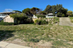 Boathouse - Highest Hilltop On Oceanfront, Lancelin